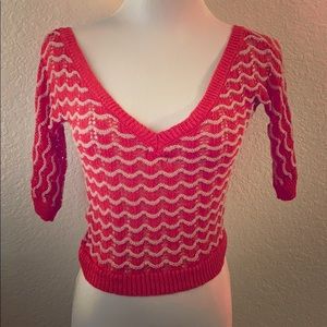 Zigzag open-knit crop top